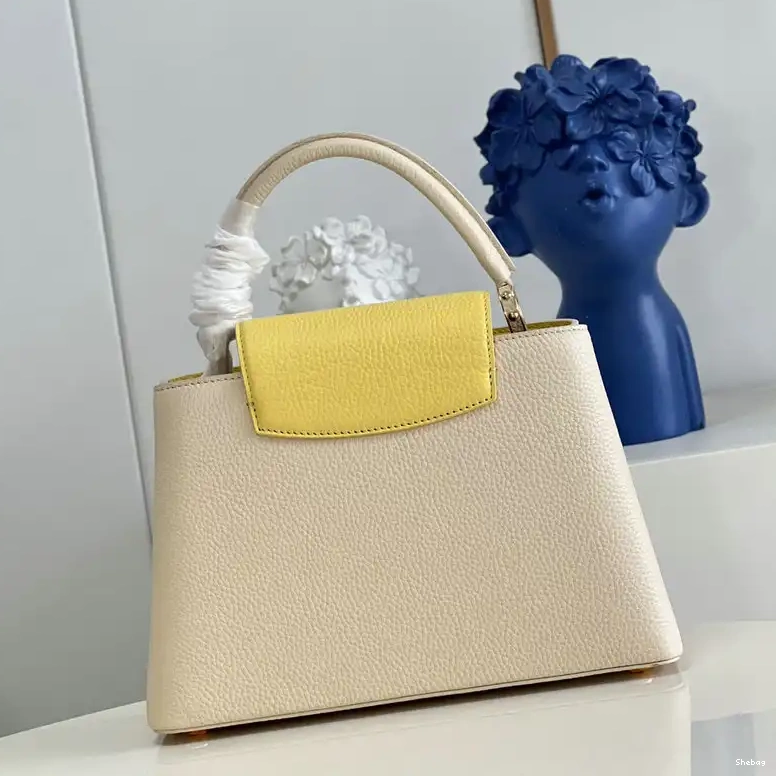 LV 2206YA0007 Bag 0504